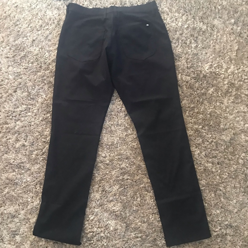 Brand new Travis Mathew stretch waistband pants. Sz.32